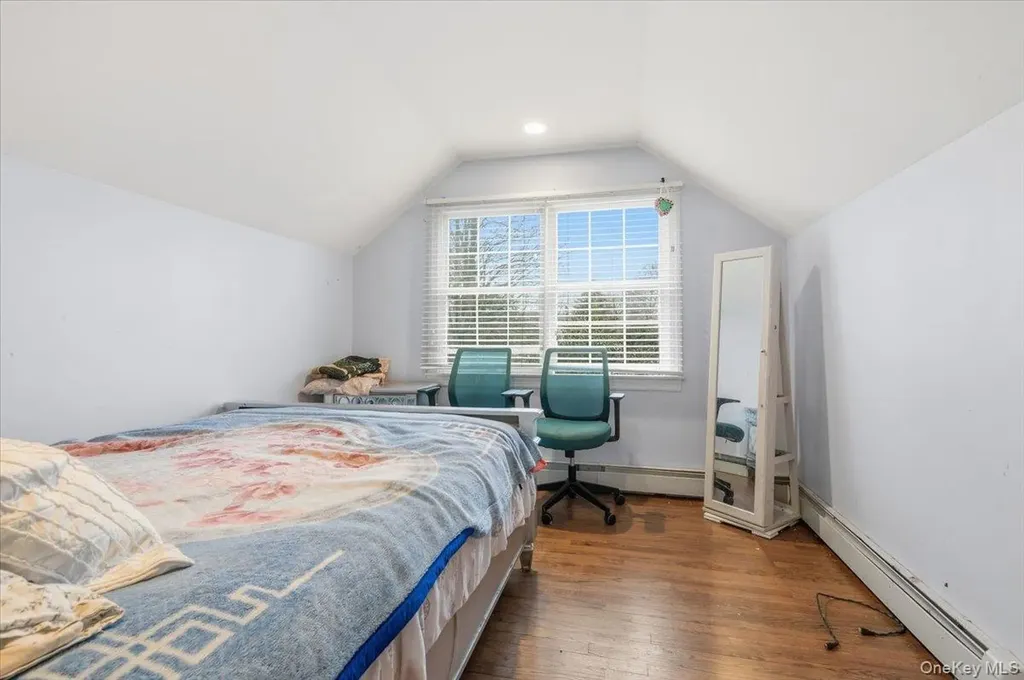 21 Astor Avenue Saint James NY 11780