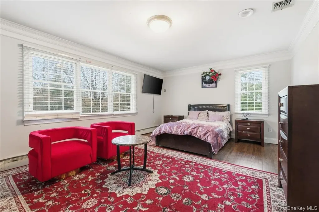 21 Astor Avenue Saint James NY 11780