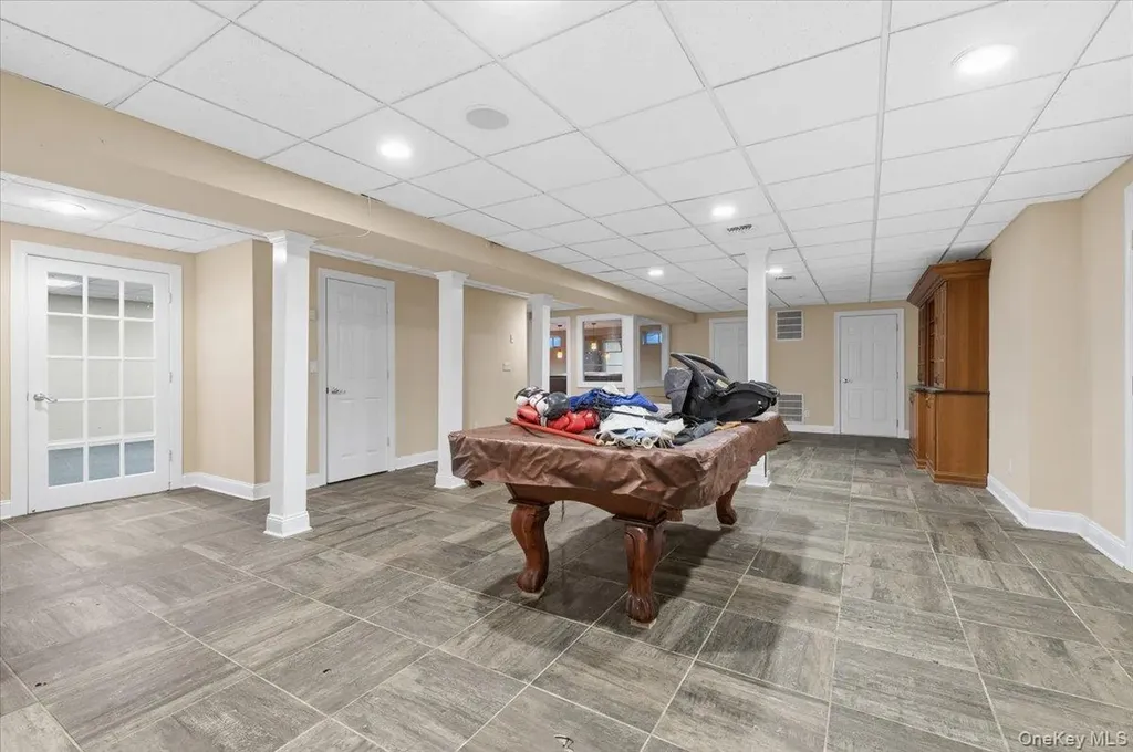 21 Astor Avenue Saint James NY 11780