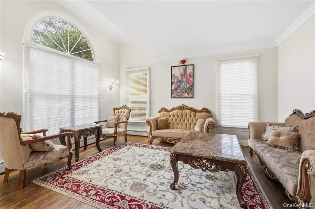 21 Astor Avenue Saint James NY 11780