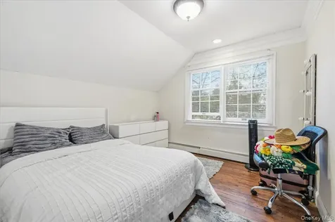 21 Astor Avenue Saint James NY 11780