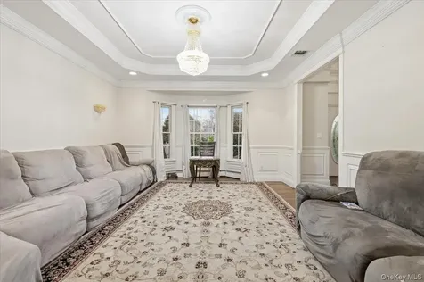21 Astor Avenue Saint James NY 11780