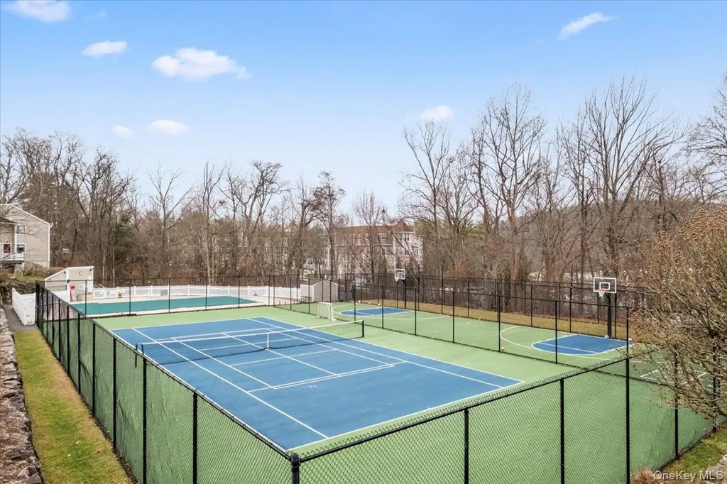 18 Park Drive Mount Kisco NY 10549