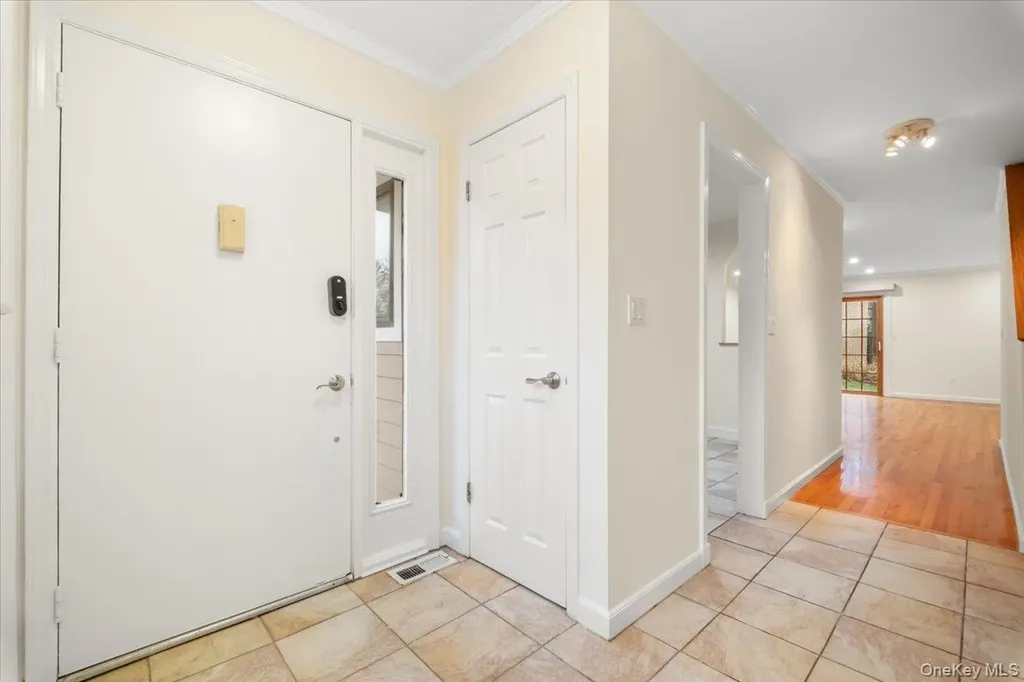 18 Park Drive Mount Kisco NY 10549