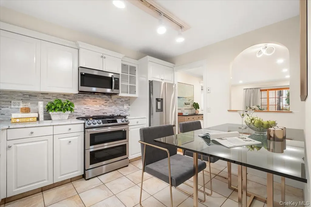 18 Park Drive Mount Kisco NY 10549