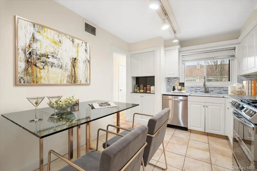 18 Park Drive Mount Kisco NY 10549