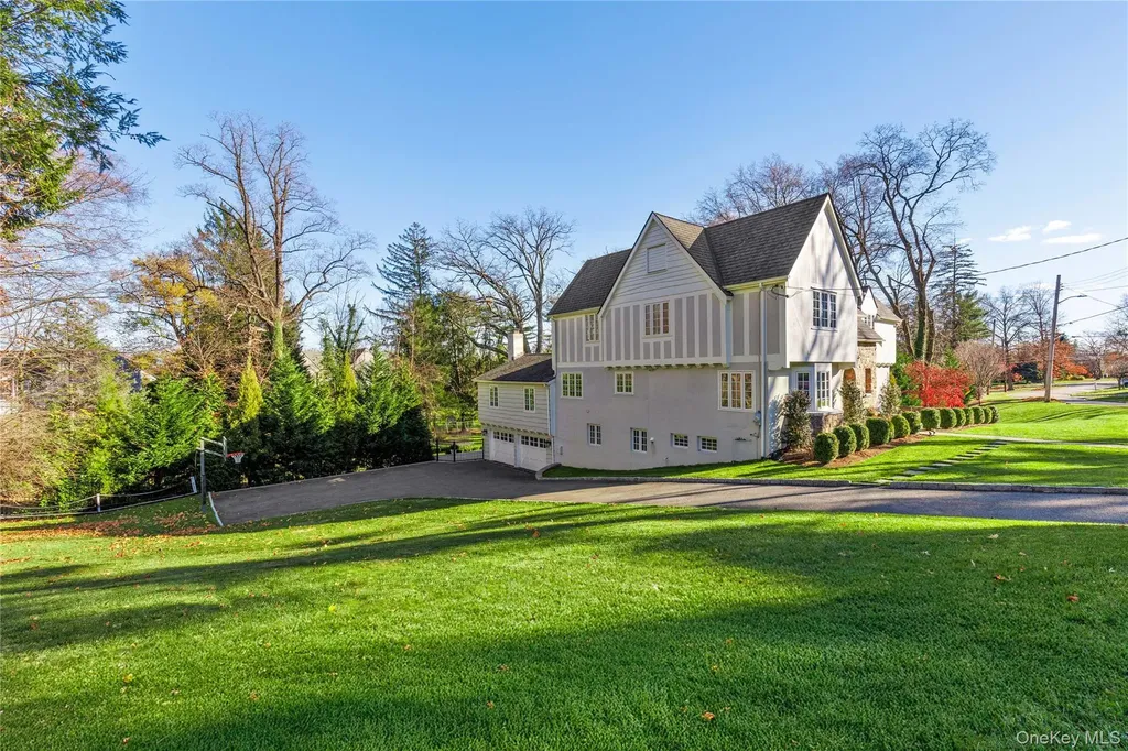 37 Bates Road Harrison NY 10528