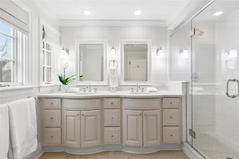 37 Bates Road Harrison NY 10528