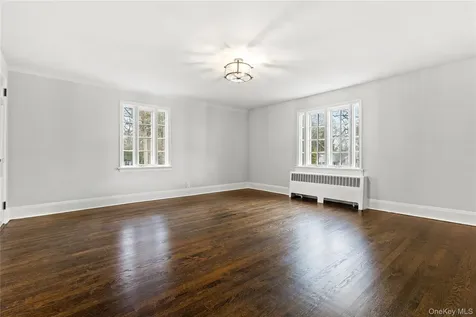 37 Bates Road Harrison NY 10528