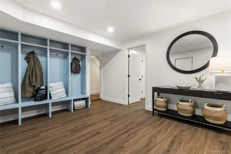 37 Bates Road Harrison NY 10528