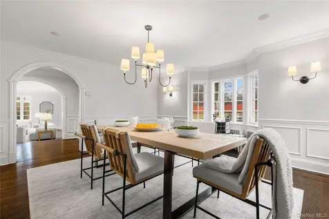 37 Bates Road Harrison NY 10528