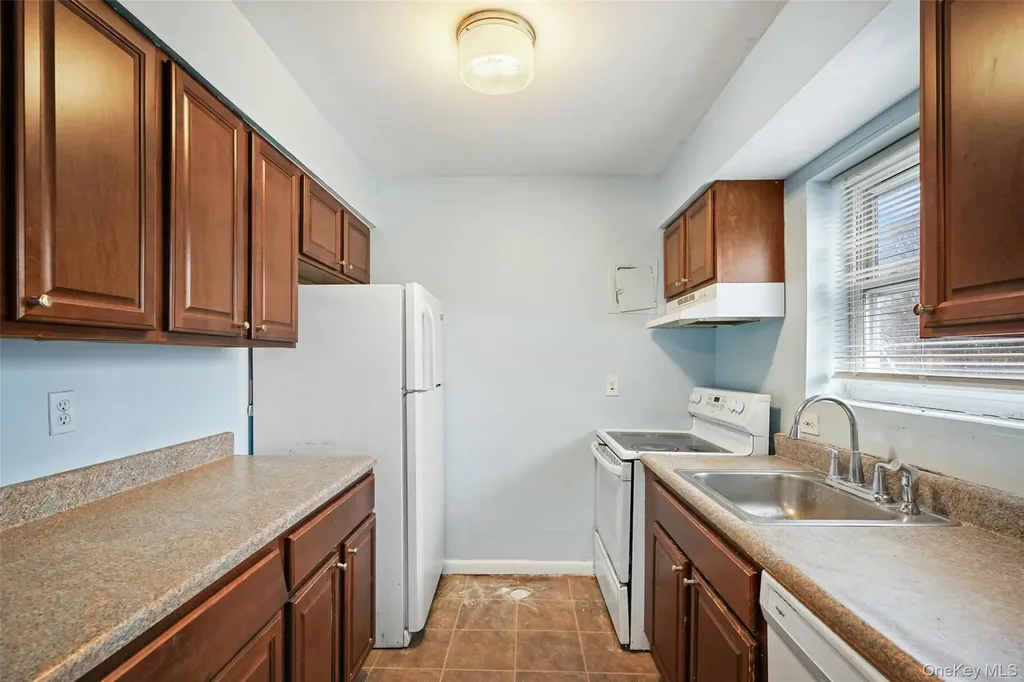 1548 Route 9 Wappingers Falls NY 12590