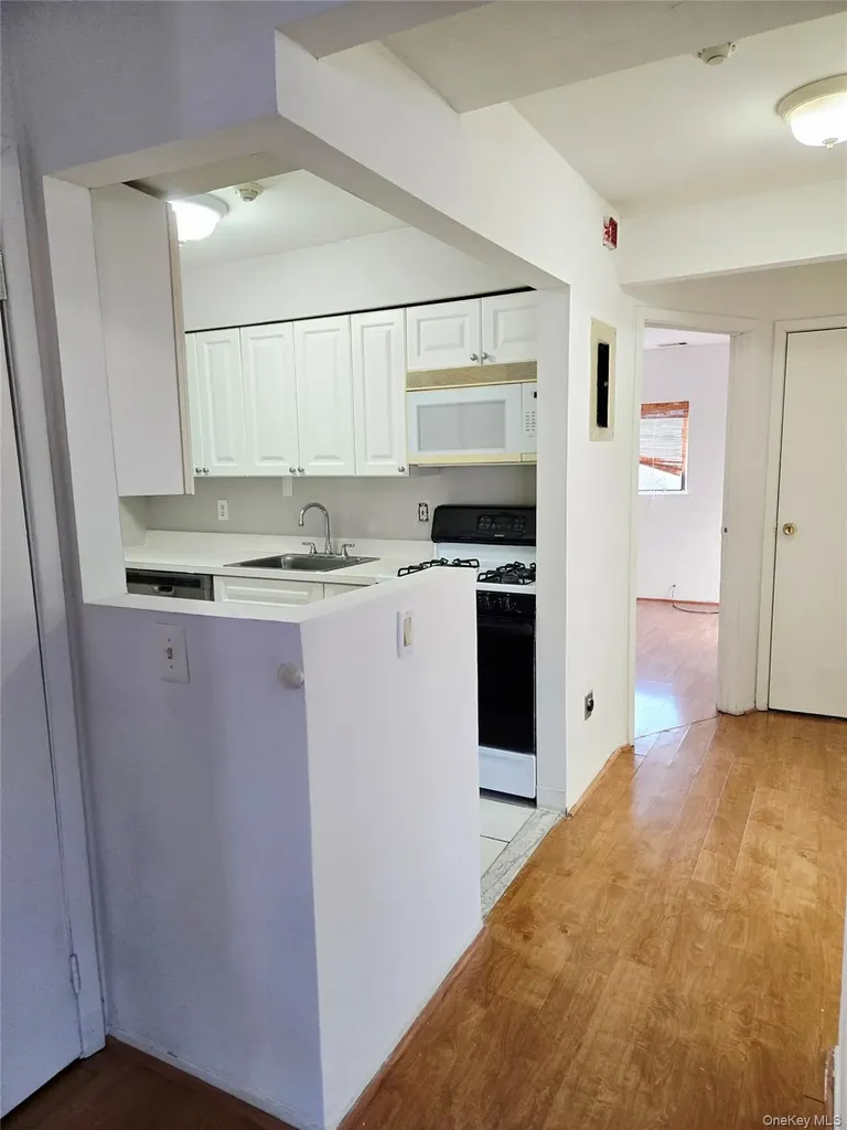 79 Pointe Circle South Coram NY 11727