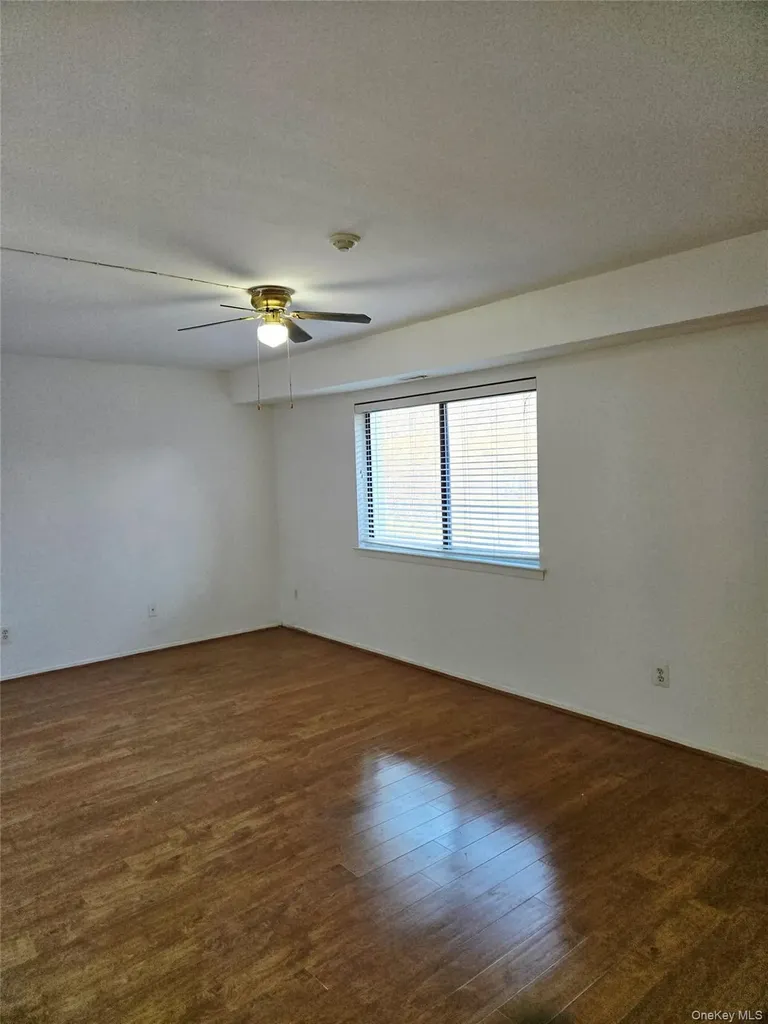 79 Pointe Circle South Coram NY 11727