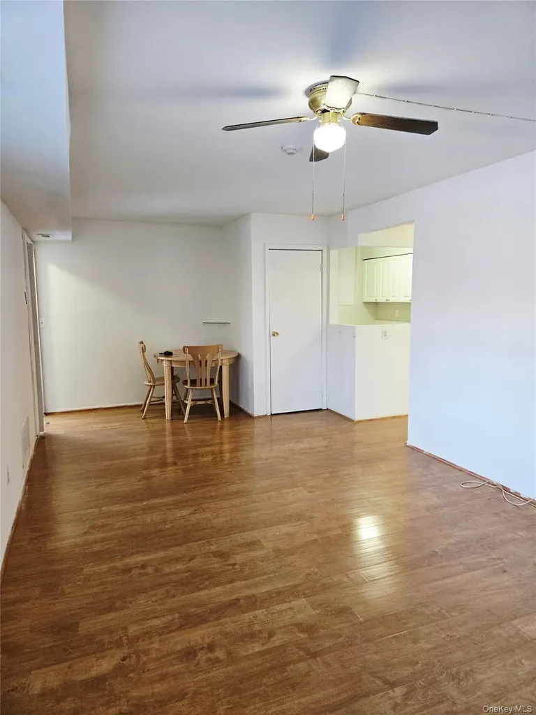 79 Pointe Circle South Coram NY 11727