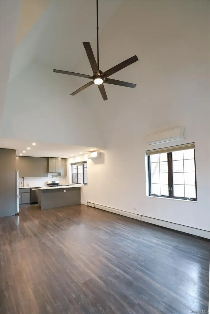 36-20 190th Street Flushing NY 11358