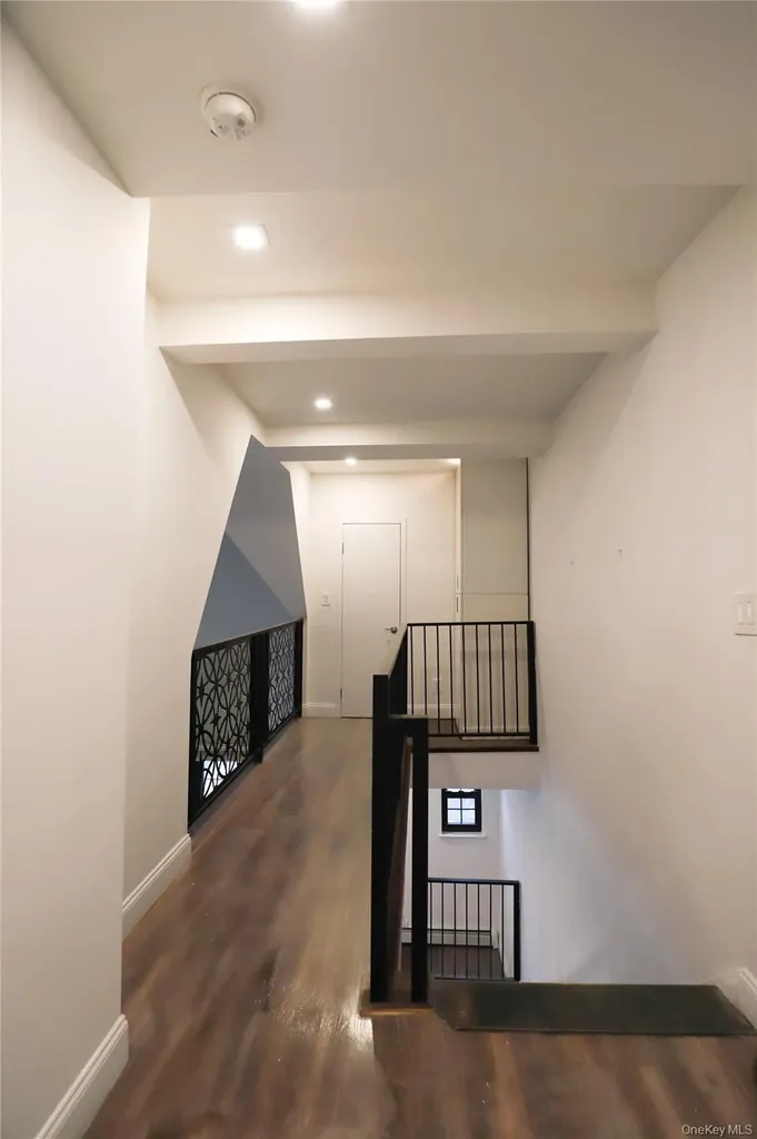 36-20 190th Street Flushing NY 11358