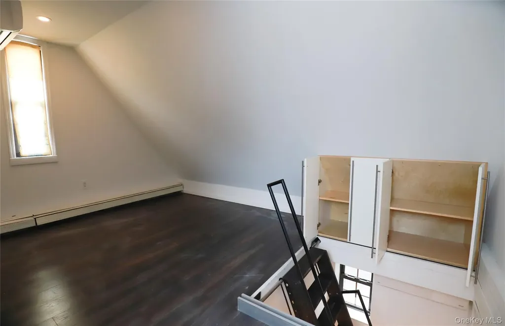 36-20 190th Street Flushing NY 11358