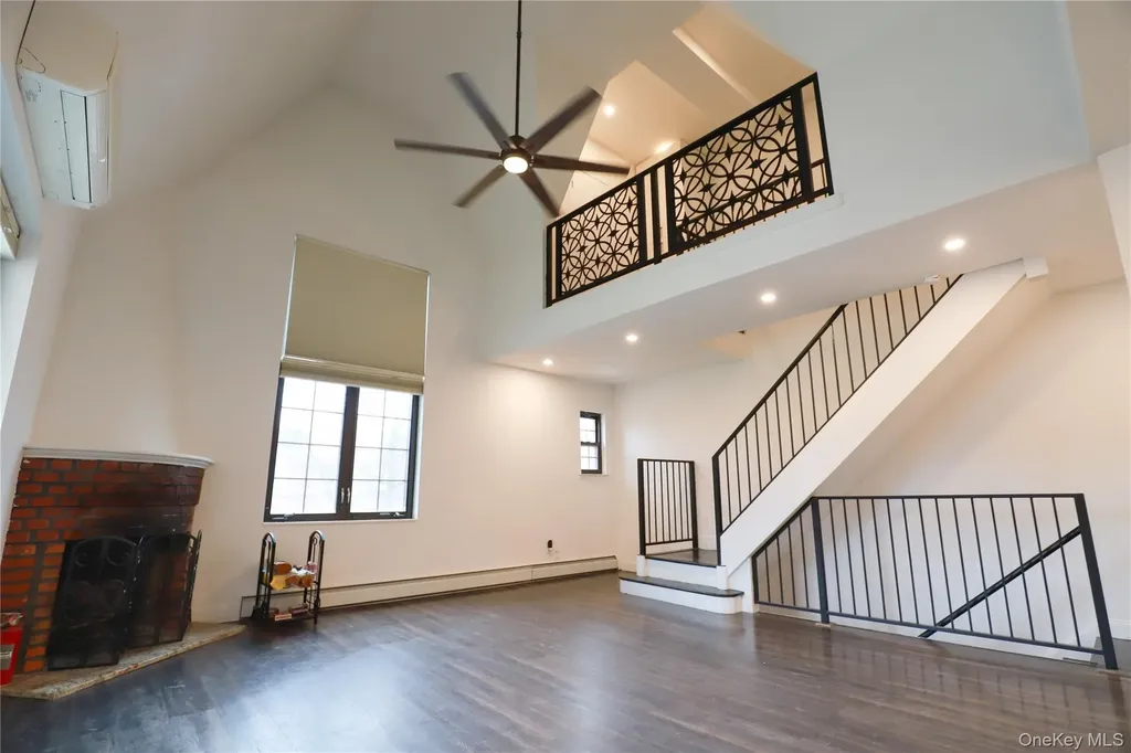 36-20 190th Street Flushing NY 11358