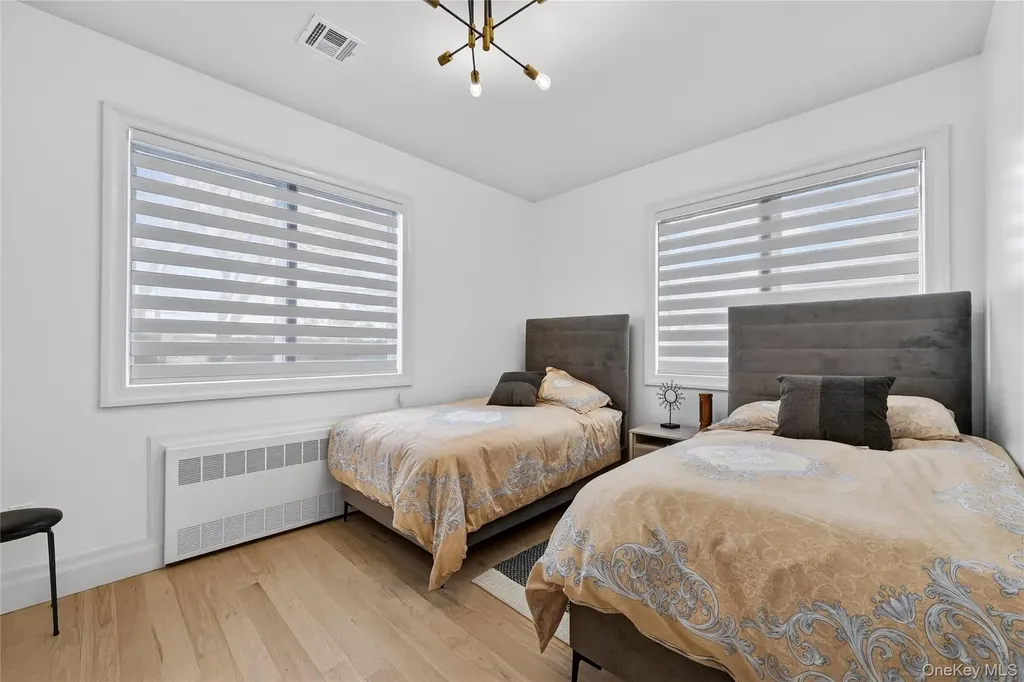 27 Ellish Parkway Spring Valley NY 10977