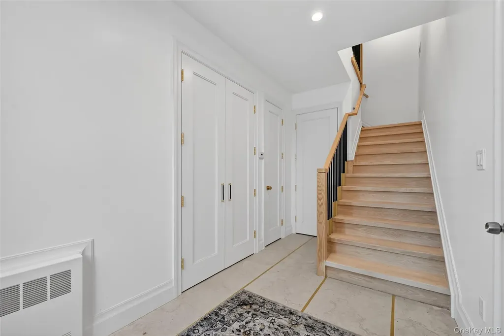27 Ellish Parkway Spring Valley NY 10977