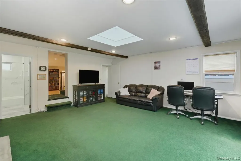 422 Cedarhurst Avenue Cedarhurst NY 11516