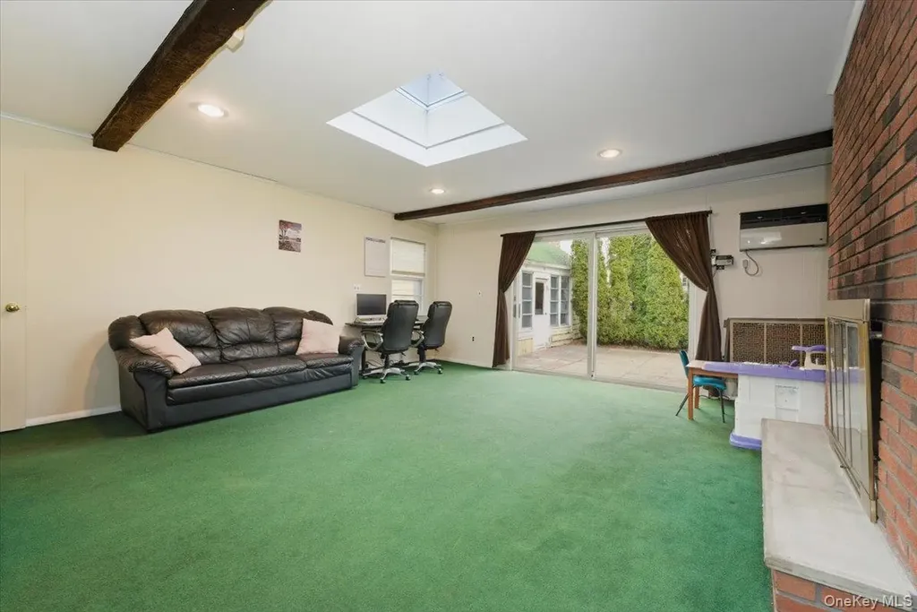 422 Cedarhurst Avenue Cedarhurst NY 11516
