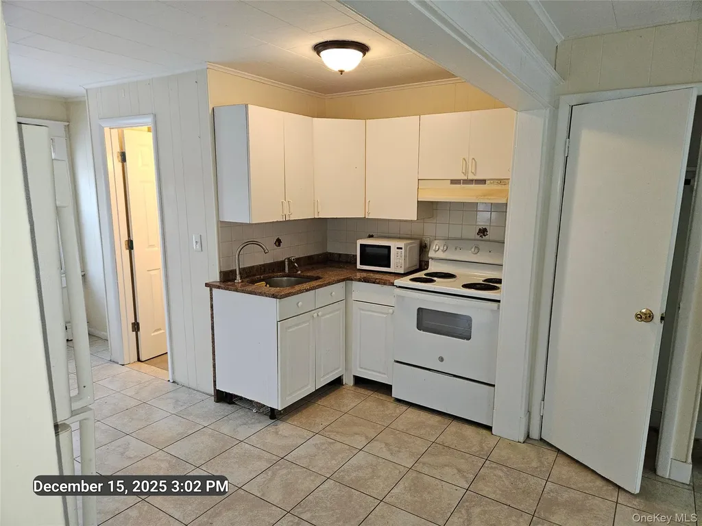 1 Beech Drive Ronkonkoma NY 11779