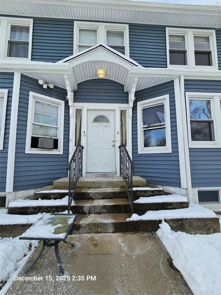 1 Beech Drive Ronkonkoma NY 11779
