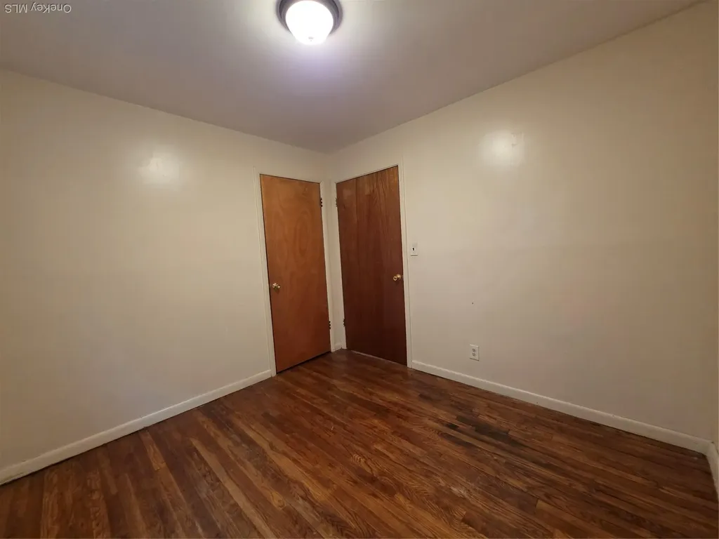 3005 Ely Avenue Bronx NY 10469