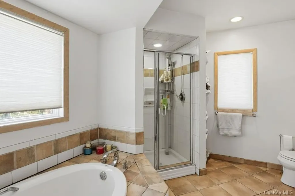 58 Circle Drive Syosset NY 11791
