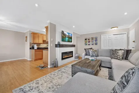 524 Sierra Vista Lane Valley Cottage NY 10989