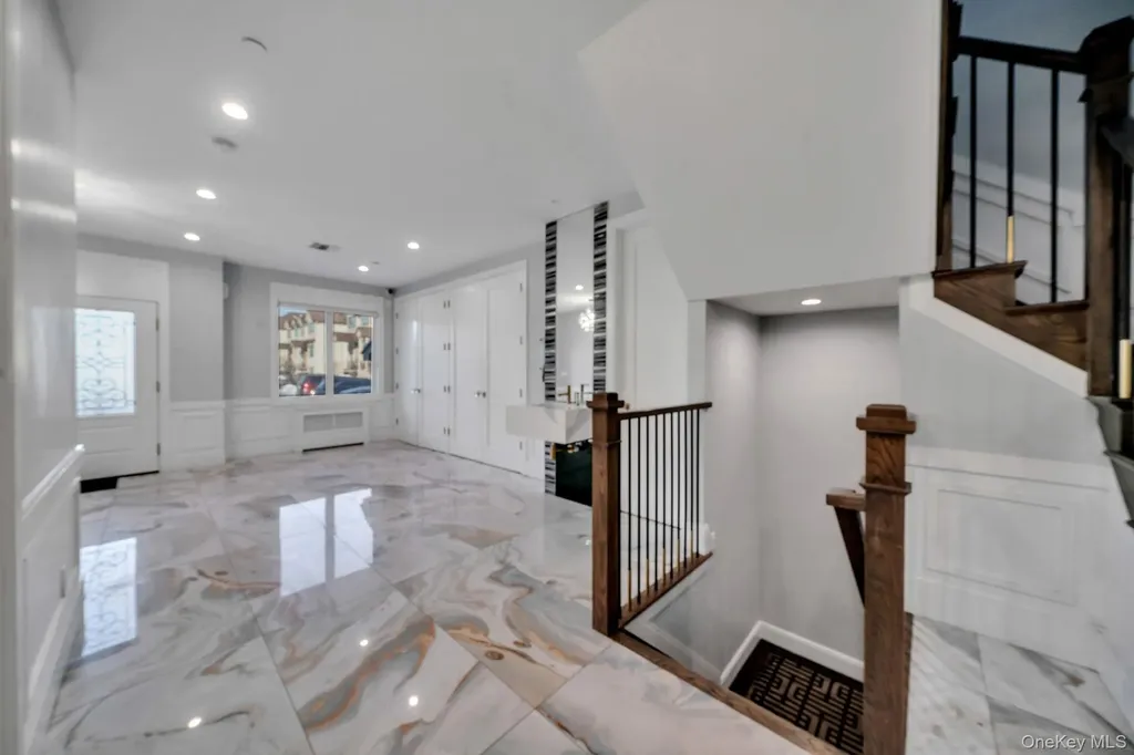 48 Garden Terrace Spring Valley NY 10977