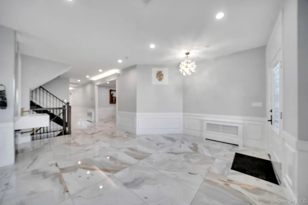48 Garden Terrace Spring Valley NY 10977
