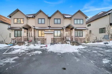 48 Garden Terrace Spring Valley NY 10977