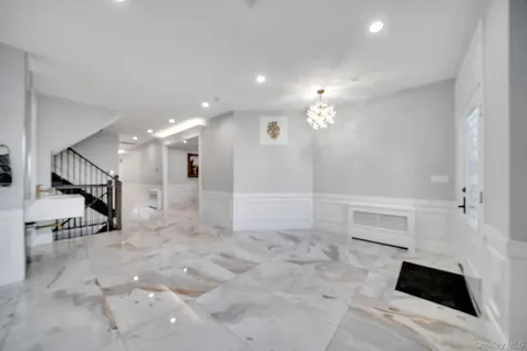 48 Garden Terrace Spring Valley NY 10977