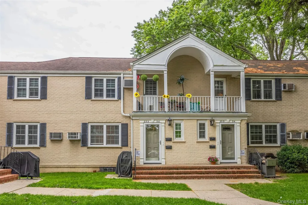 223-36 65th Avenue Bayside NY 11364
