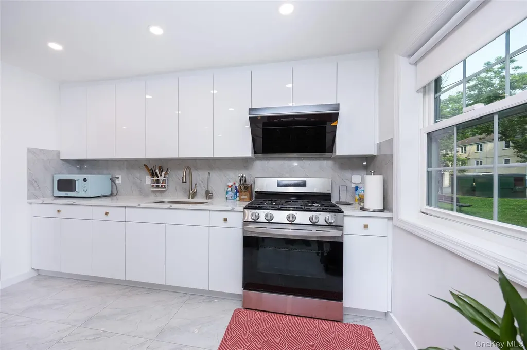 223-36 65th Avenue Bayside NY 11364
