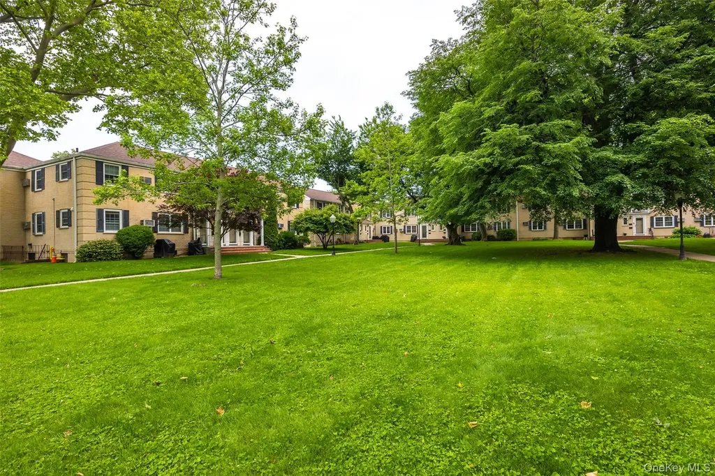 223-36 65th Avenue Bayside NY 11364