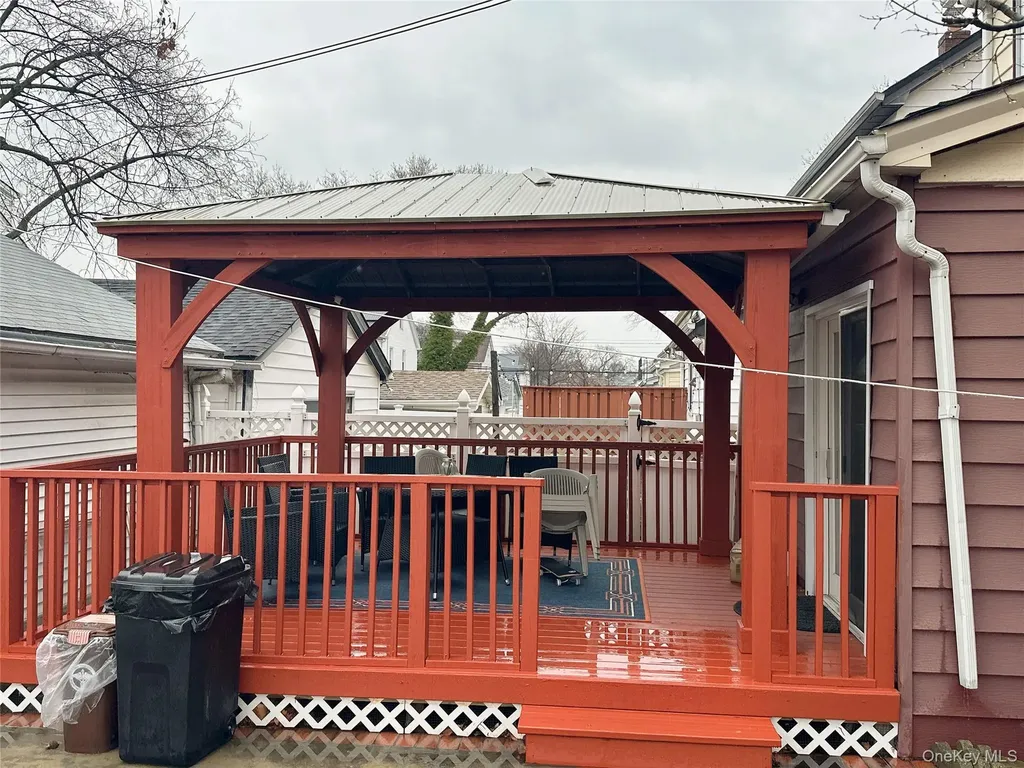 207-01 34th Avenue Bayside NY 11361