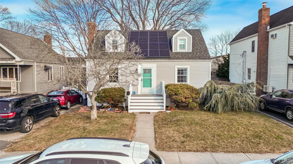 222 Lido Parkway Lindenhurst NY 11757