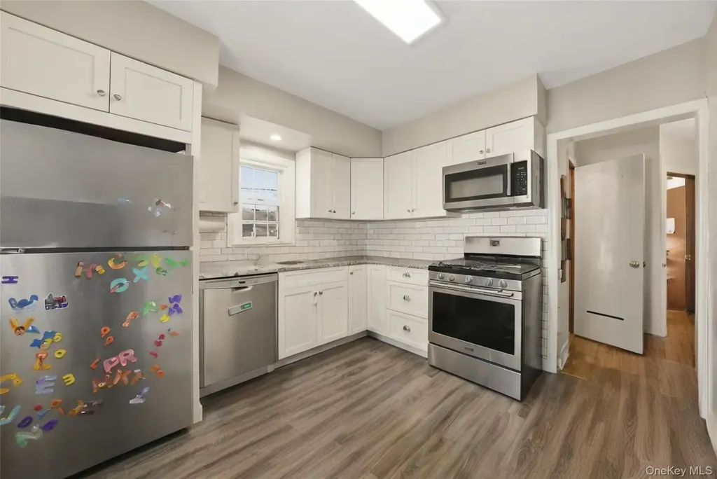 222 Lido Parkway Lindenhurst NY 11757