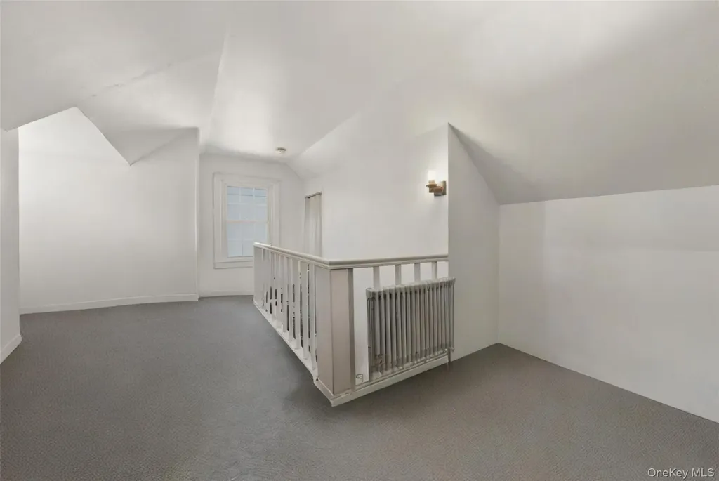222 Lido Parkway Lindenhurst NY 11757