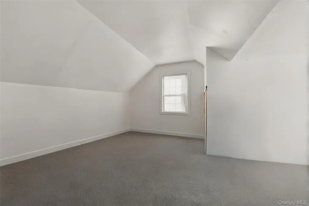 222 Lido Parkway Lindenhurst NY 11757