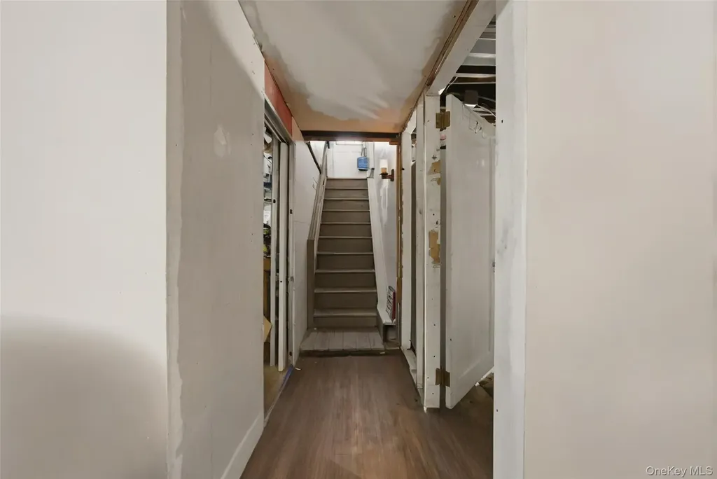 222 Lido Parkway Lindenhurst NY 11757