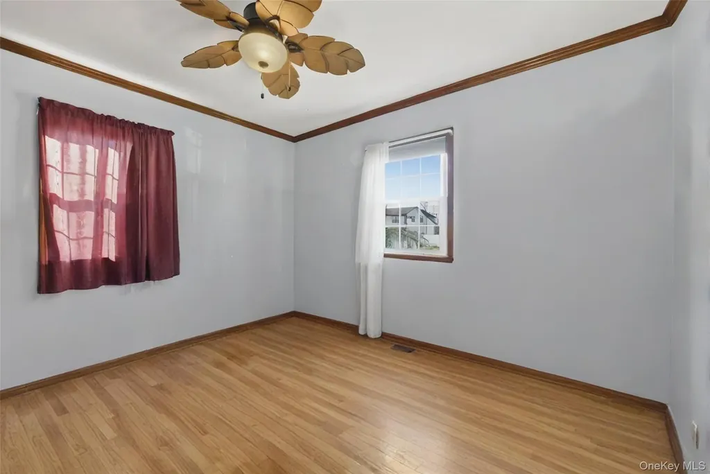 222 Lido Parkway Lindenhurst NY 11757