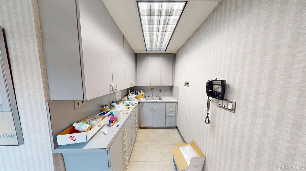 1718 E 17th Street Brooklyn NY 11229
