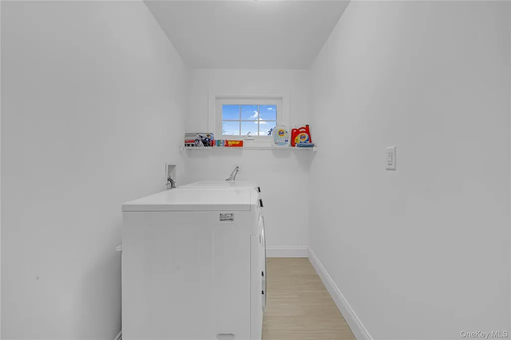 76 Northern Parkway W Plainview NY 11803