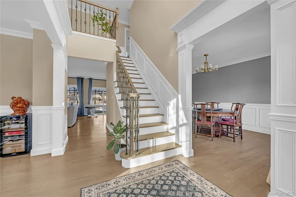 76 Northern Parkway W Plainview NY 11803