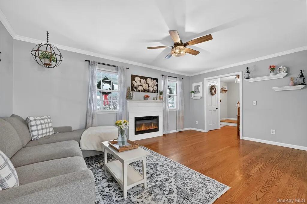 6 Wayne Drive Middletown NY 10940